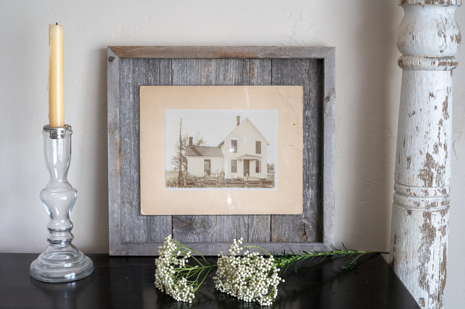 11" x 14" Gray Wood Hanging Picture Frame - Image 6